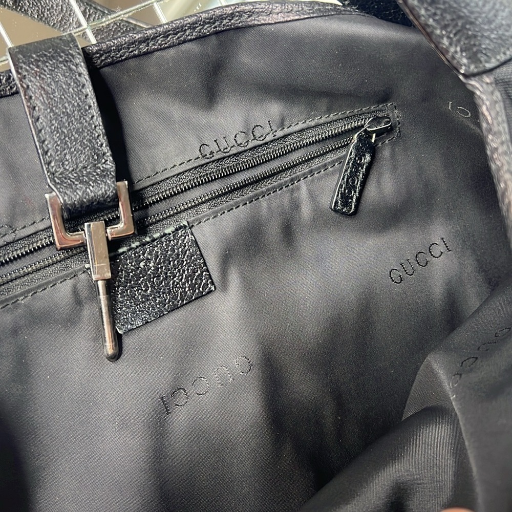 Gucci Jackie Black Nylon Pebbled Leather Black Metal Piston Closure Shoulder Bag - Picture 12 of 16